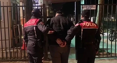 Sahte Polis Kimliğiyle Yakalandı: 128 Suçtan Firari Çıktı